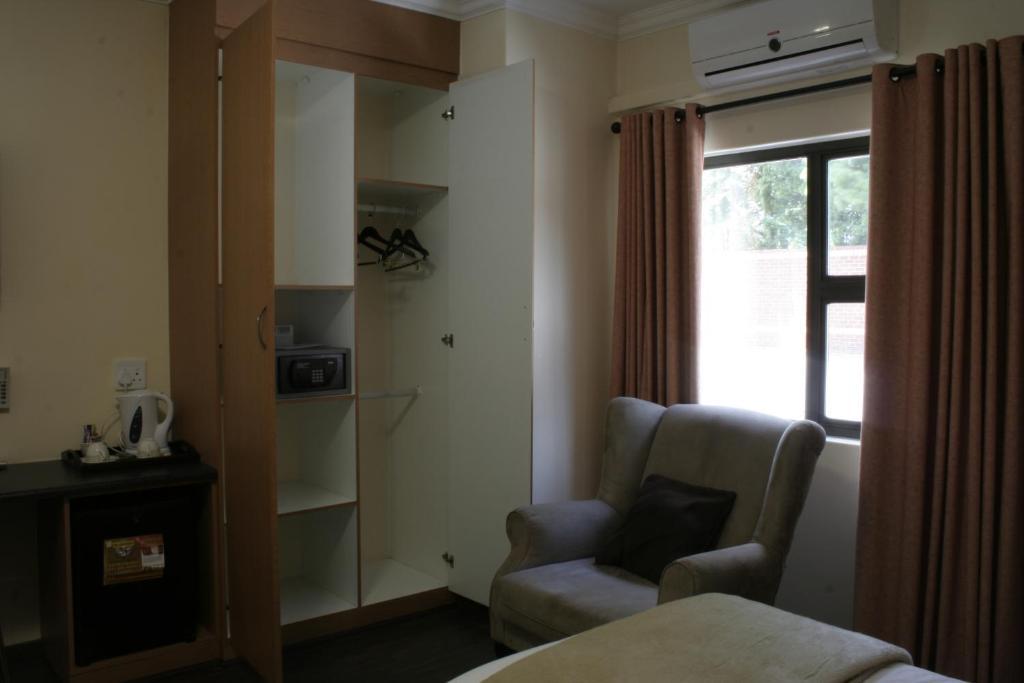 Europrime Boutique Hotel Боксбурґ Екстер'єр фото