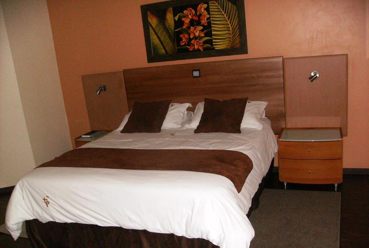 Europrime Boutique Hotel Боксбурґ Екстер'єр фото